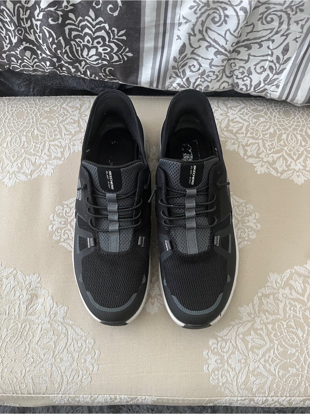 😎😎😎Men's Black Athletic Sketchers Glide Step Sneakers - Brand:Sketchers Slip Ins